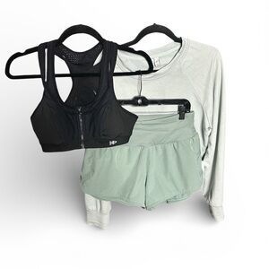 Sz 8/ Medium Bundle MSRP $98 (YVETTE  bra/ Amazon shorts/ LASLULU long sleeve)